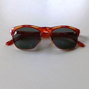 REVO CLASSIC TORTOISE SHELL POLARIZED SUNGLASSES